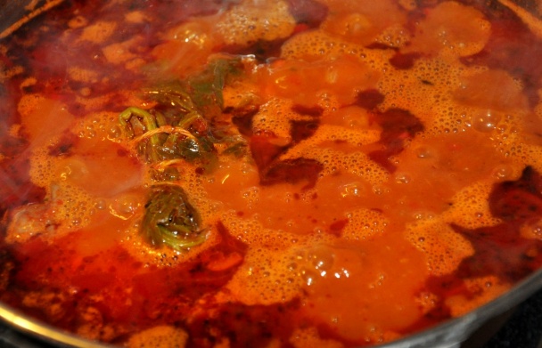 Kuracie žalúdky s chilli a ajvarom (fotorecept) - obrázok 1