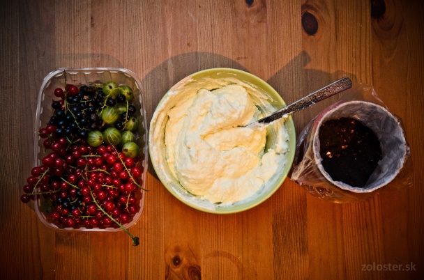 Letná tvarohová tortička - obrázok 1