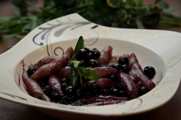 Zemiakové šúľance s čučoriedkovou omáčkou (fotorecept) - obrázok 6