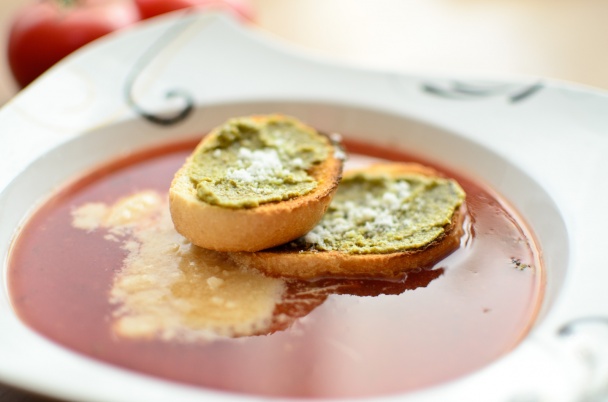 Paradajková polievka s bylinkami a parmezánom (fotorecept) - obrázok 2