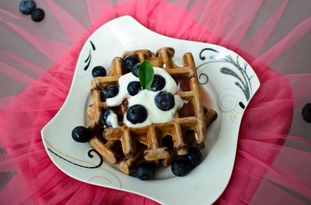 Kakaové wafle s čučoriedkami - obrázok 3