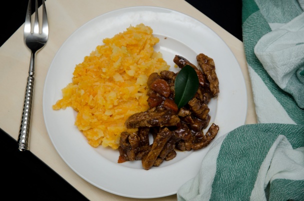 Bravčové stehno s ríbezľami - obrázok 2