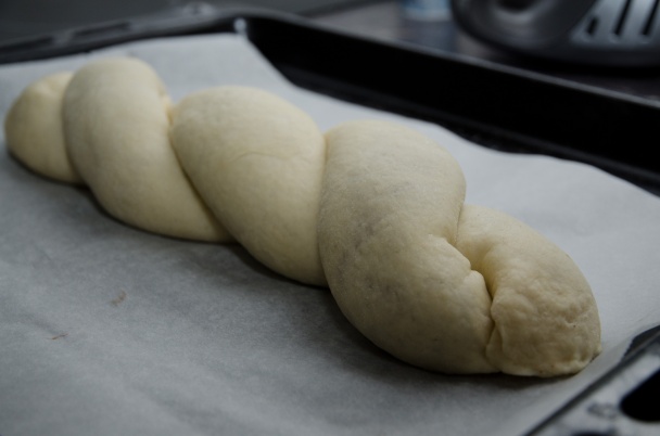 Pudingový kysnutý závin - obrázok 3