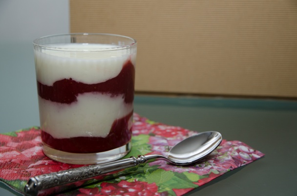 Smotanovo-jahodový dezert - obrázok 3