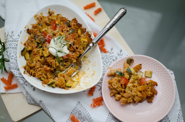 Zapečené cestoviny z červenej šošovice - obrázok 4