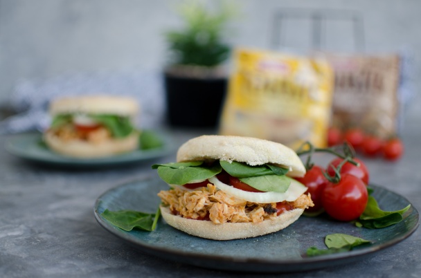 Burger s trhaným kuracím mäsom - obrázok 4