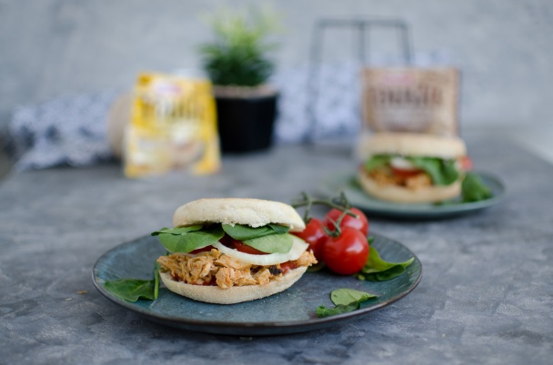 Burger s trhaným kuracím mäsom - obrázok 3