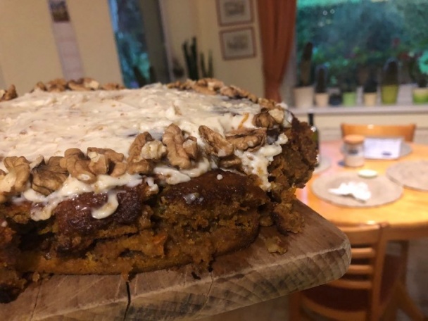 Šťavnatý mrkvový koláč s mascarpone - obrázok 3