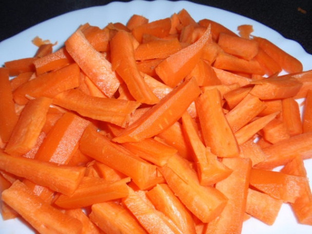 Dusená mrkva so smotanou - obrázok 1