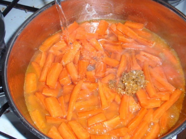 Dusená mrkva so smotanou - obrázok 5