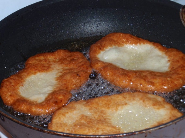 Langoše zo zemiakového cesta - obrázok 9