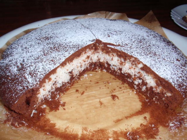 Čokoládová torta s kokosovým srdcom - obrázok 12