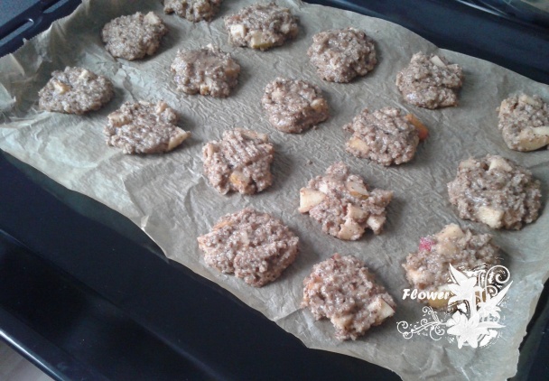 Mandľovo-jablkové bezlepkové cookies (paleo) - obrázok 4