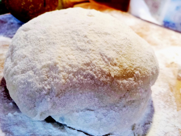 Hrušková pizza so syrom s modrou plesňou (fotorecept) - obrázok 1