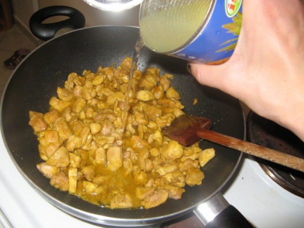 Karí kura s ananásom a pórom (fotorecept) - obrázok 5