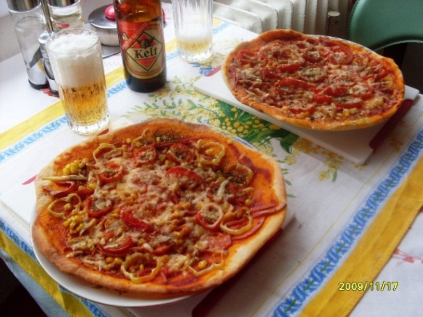Pizza, zo všetkého trochu (fotorecept) - obrázok 4