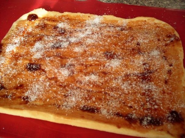 Kokosovo-banánová roláda  ( fotorecept) - obrázok 5