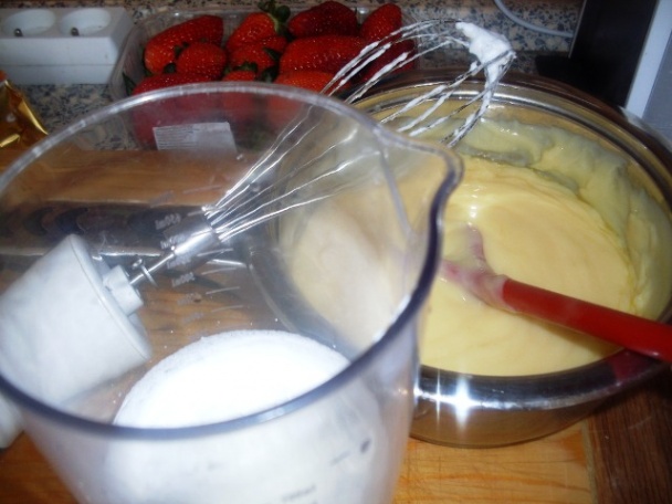 Krémové jahodové misky (fotorecept) - obrázok 7