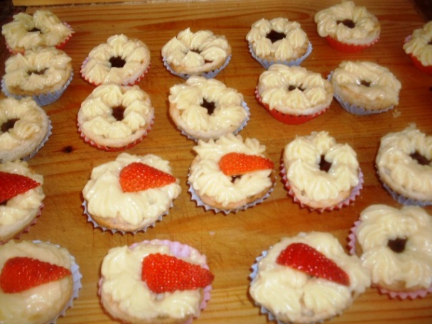 Krémové jahodové misky (fotorecept) - obrázok 8