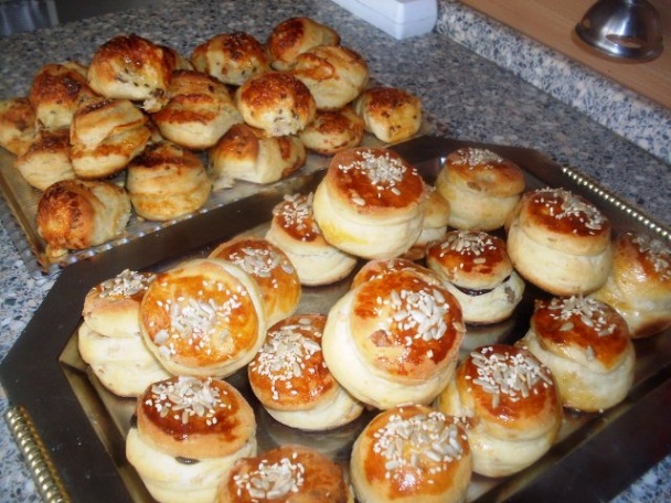 Oškvarkové pencle s lekvárom aj syrom (fotorecept) - obrázok 16