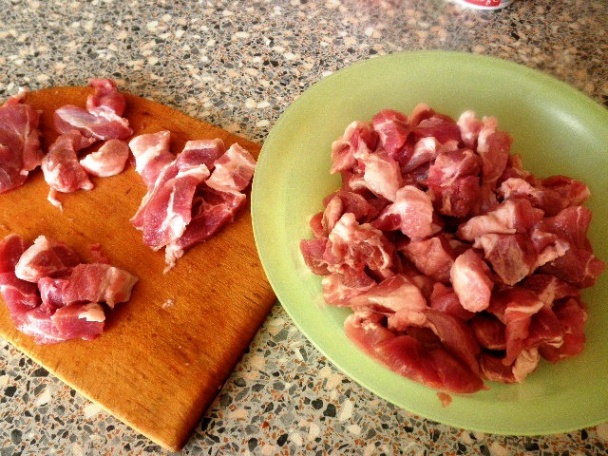 Segedínsky guláš zo sladkej kapusty - obrázok 4