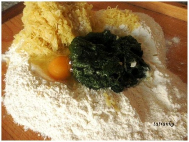 Špenátové pirohy s bryndzovou omáčkou (fotorecept) - obrázok 2