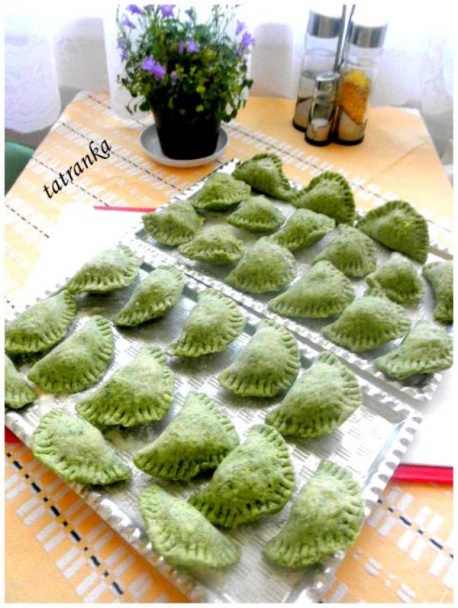 Špenátové pirohy s bryndzovou omáčkou (fotorecept) - obrázok 6