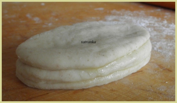 Maslové rožky - lúpačky (fotorecept) - obrázok 5