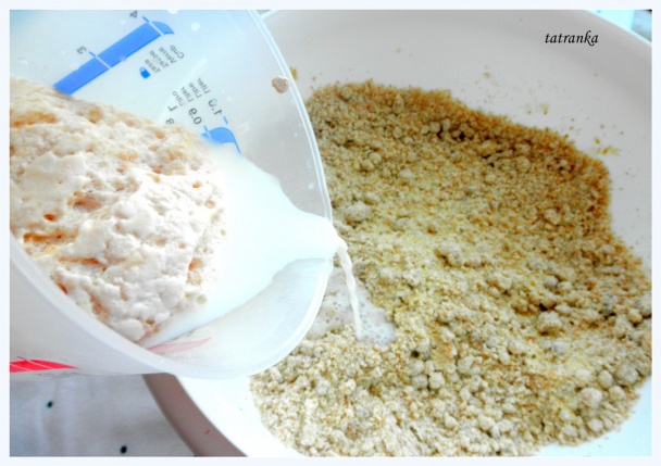 Cesnakovo-oškvarkové strapaté pečivo (fotorecept) - obrázok 6