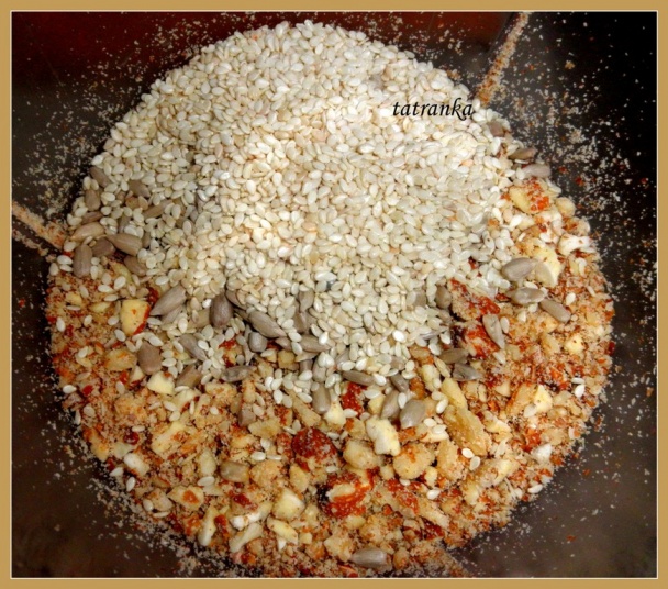 Tyčinky zo sušeného ovocia a orechov (fotorecept) - obrázok 8
