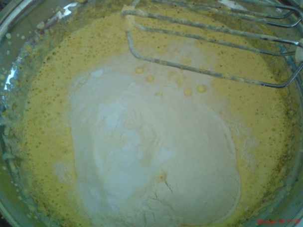 Orechový koláč so snehom - obrázok 2