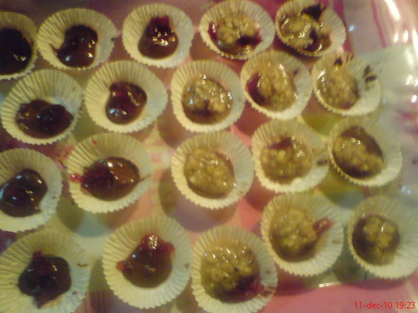 Gaštanovo-nugátové šuhajdy s lieskovcami a džemom - obrázok 4