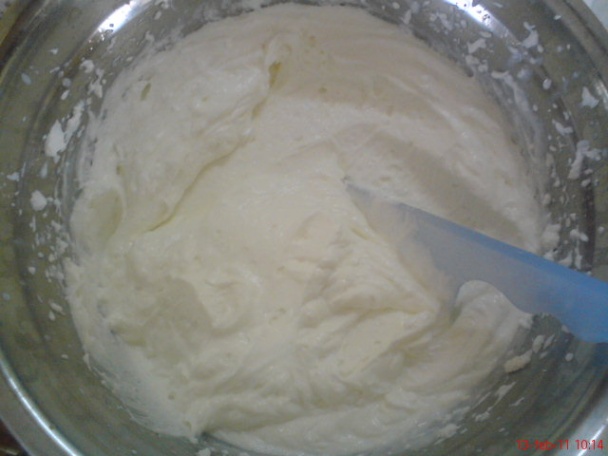 Tvarohovo-jahodový rez s kávou - obrázok 3