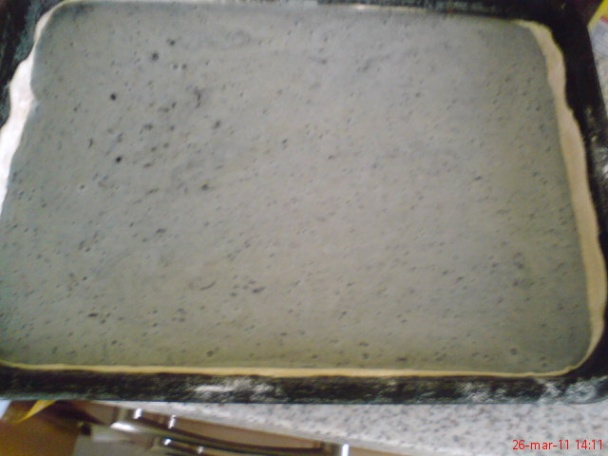 Pudingovo-piškótový koláč na lístkovom ceste (fotorecept) - obrázok 3