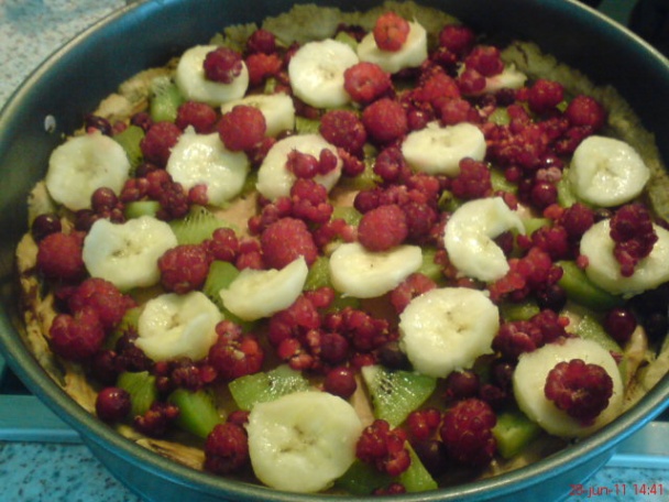 Tvarohová zebra torta s ovocím (fotorecept) - obrázok 5