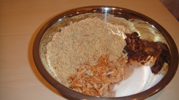 Orechový kysnutý koláč - obrázok 2