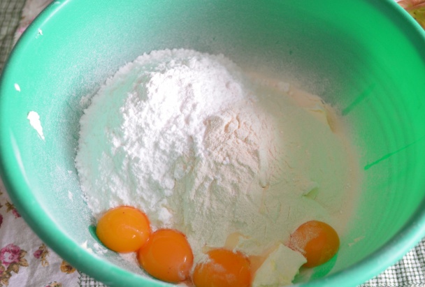 Strúhaný jablkový koláč - Barónkine rezy (fotorecept) - obrázok 1