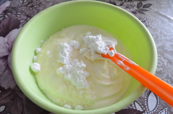 Svieži smotanovo-ovocný koláč - obrázok 3