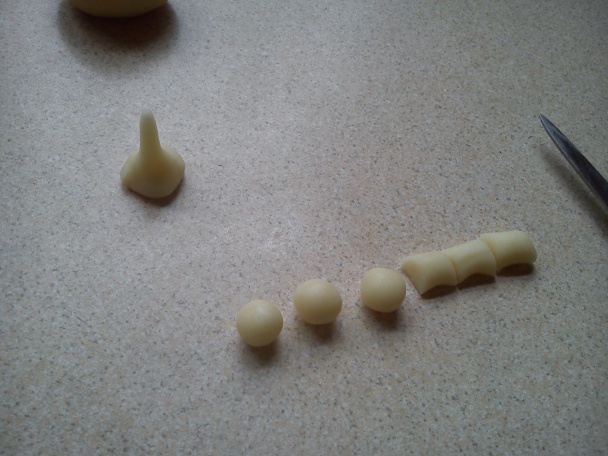 Ruže z marcipánu (fotorecept) - obrázok 4