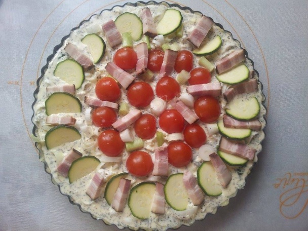 Slaninkovo-špenátový quiche s pórikom a feta syrom - obrázok 3