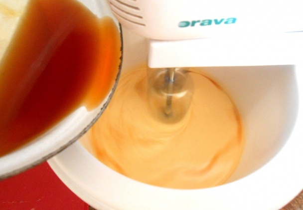 Karamelová bábovka - bezlepková (fotorecept) - obrázok 5