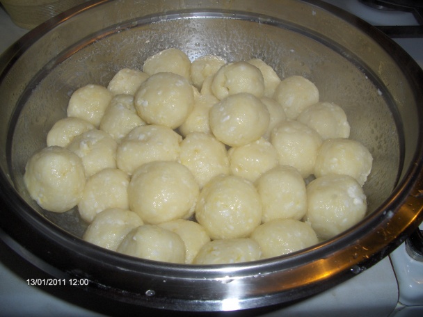 Zemiakovo- tvarohové knedlíčky (fotorecept) - obrázok 3