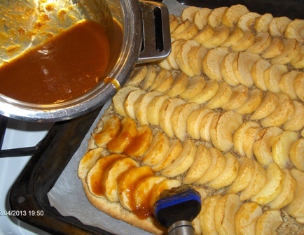 Jablkový flambovaný zákusok (fotorecept) - obrázok 6