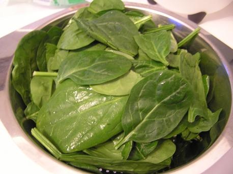 Cestovinový šalát so špenátom (fotorecept) - obrázok 2