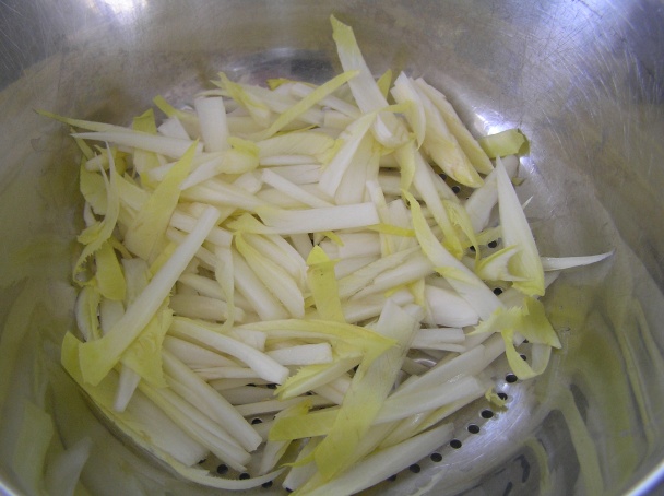 Jemná polievka z čakanky (fotorecept) - obrázok 6