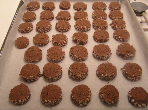 Jednoduché kakaové keksíky - kolieska, aj k Vianociam (fotorecept) - obrázok 8