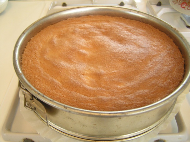 Šľahačkovo-ovocná torta s marcipánom (fotorecept) - obrázok 5