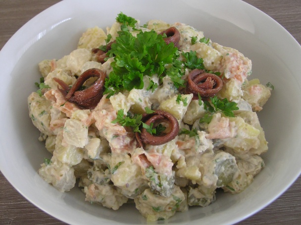 Zemiakovo-lososový šalát (fotorecept) - obrázok 7