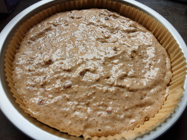 Slivkový koláč z celozrnnej múky s orieškami a čokoládou (fotorecept) - obrázok 3