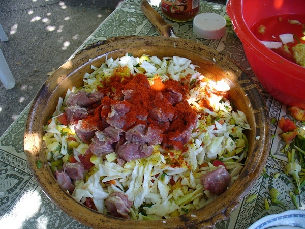 Turli tava - zapekaná zelenina s teľacím mäskom (fotorecept) - obrázok 5